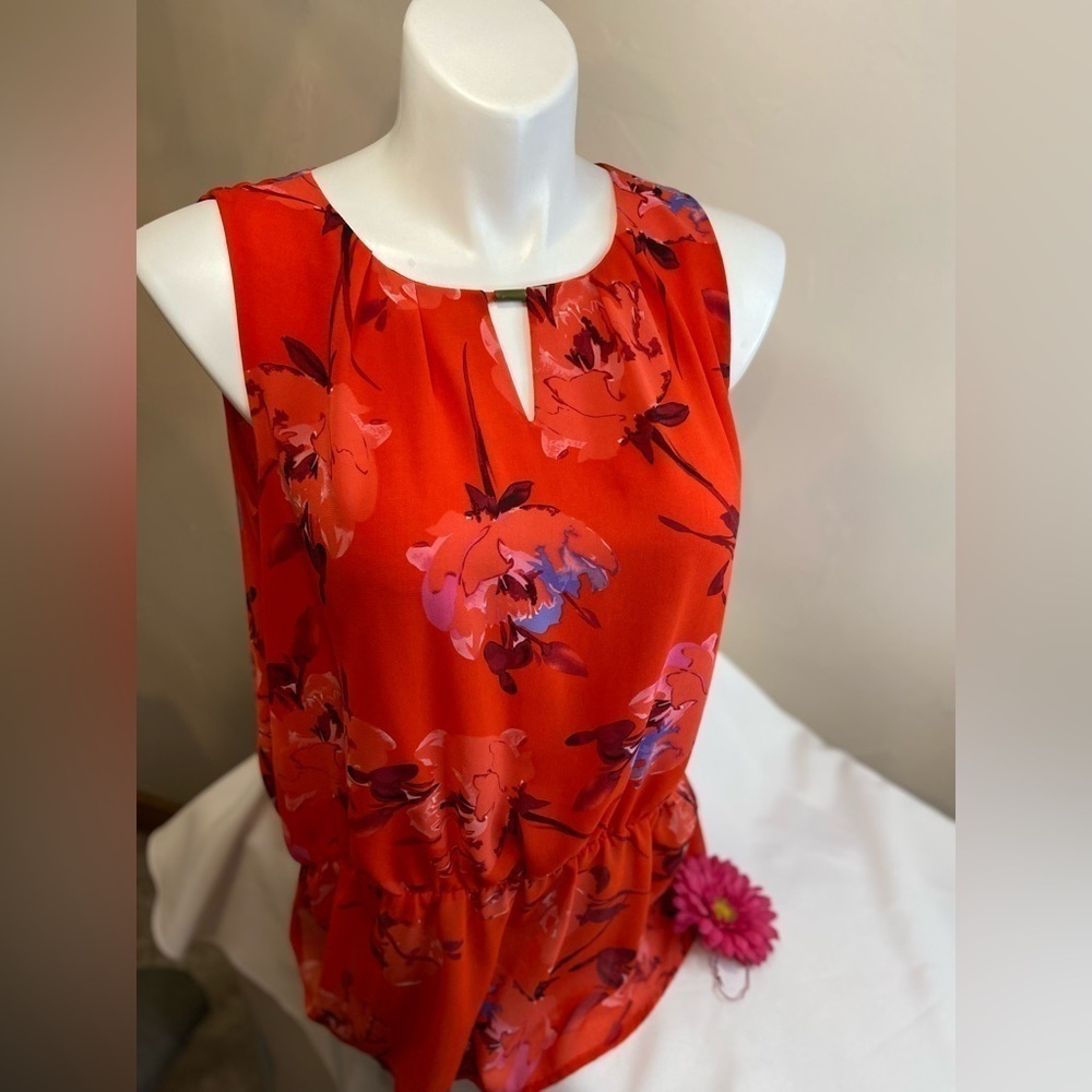 Como Vintage~Vibrant Coral & Floral Sleeveless Top~Sheer w/Top Lining~Size L